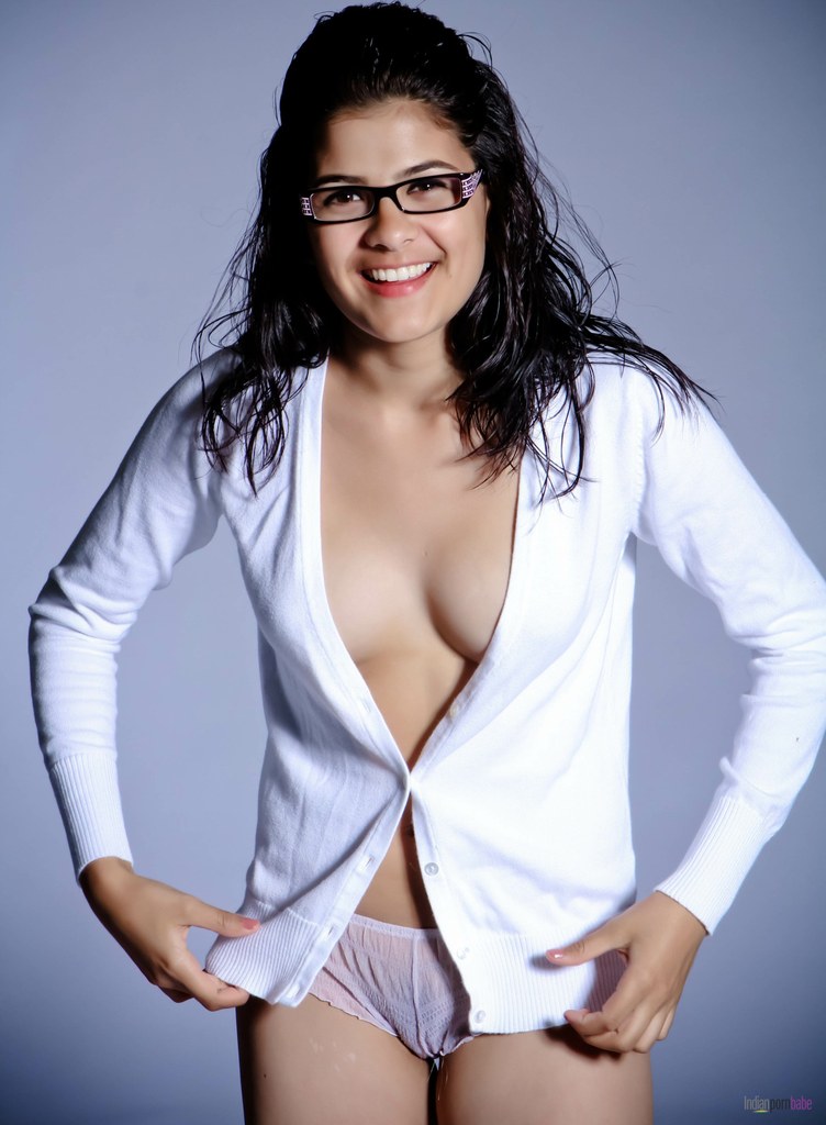 India Porn Star Glasses - Indian Non Nude Model - YOUX.XXX